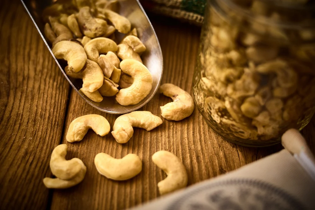 De-oiled cashew shells on a sorting table